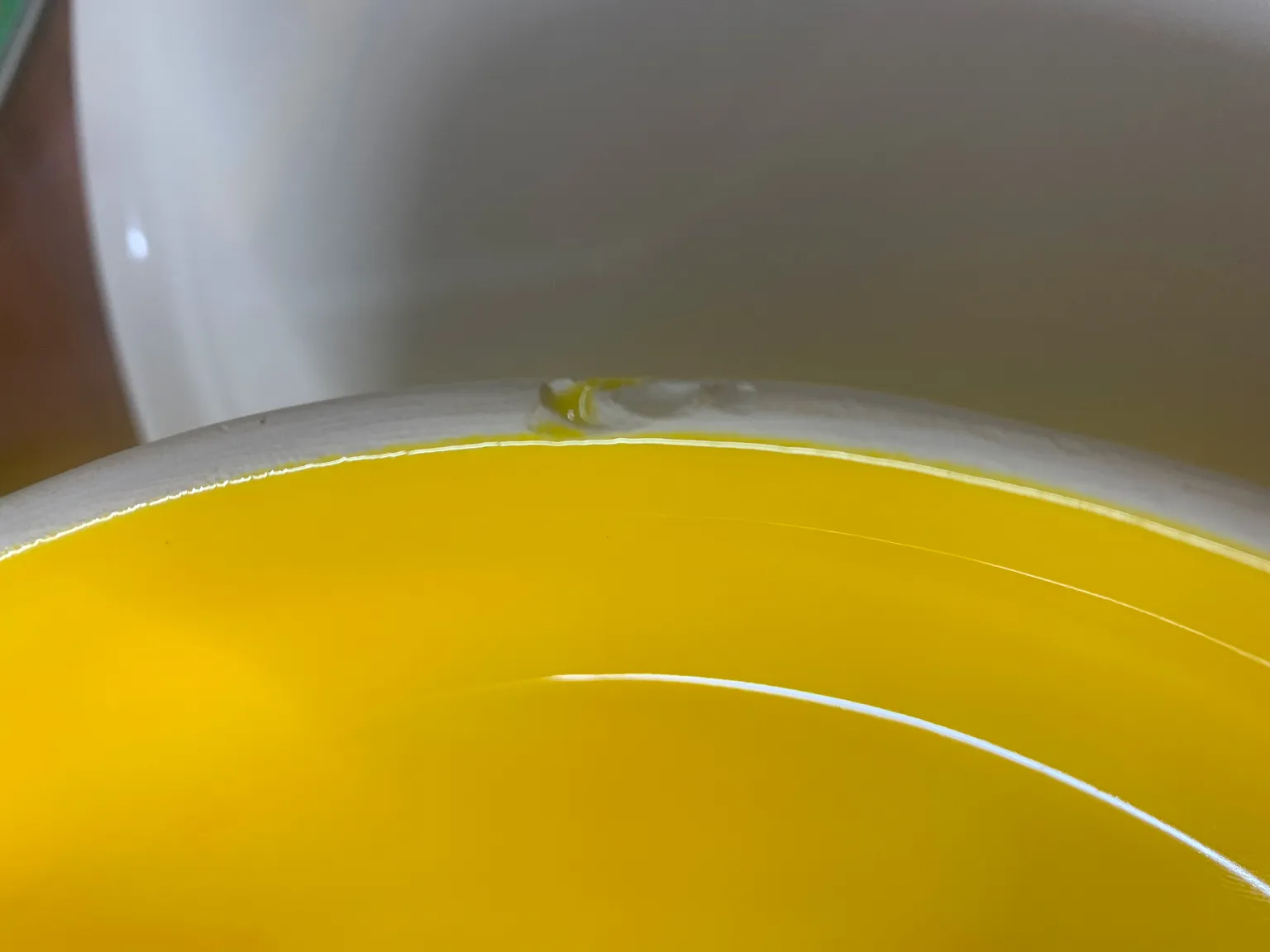 Блюдо керамічне для млинців з кришкою Honey, 23см УЦІНКА